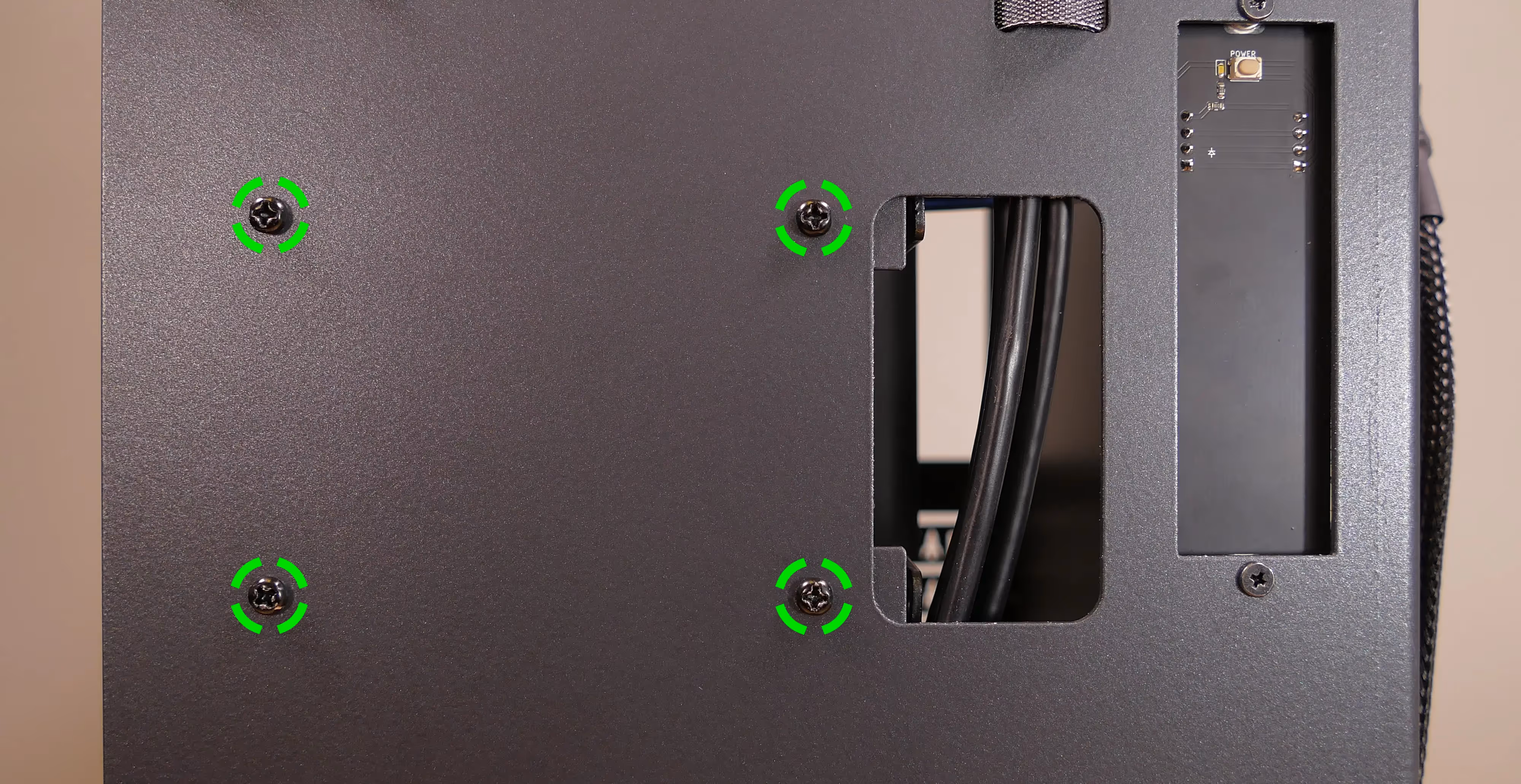 2.5" SATA drive cage