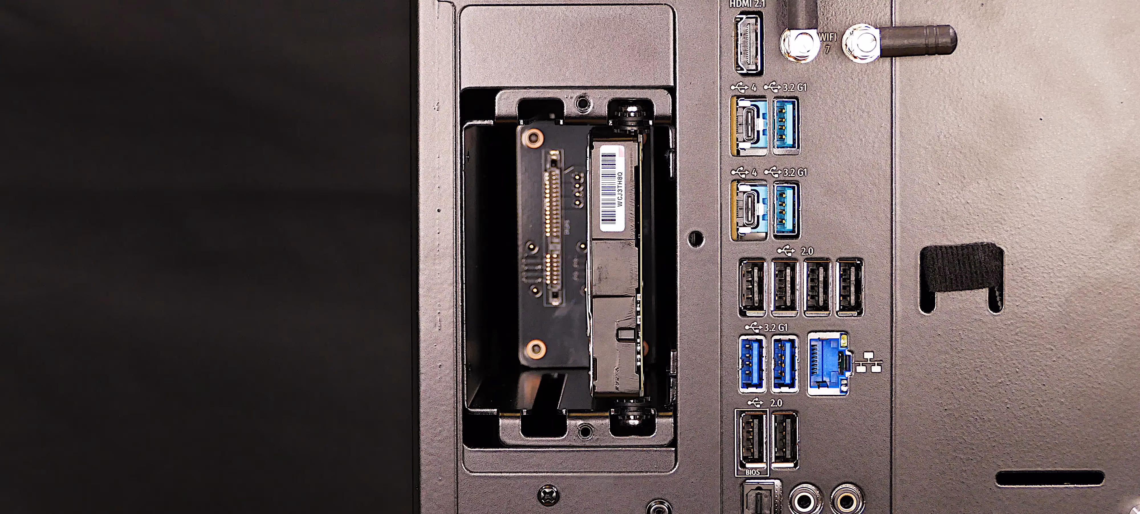 2.5" drive (installed)