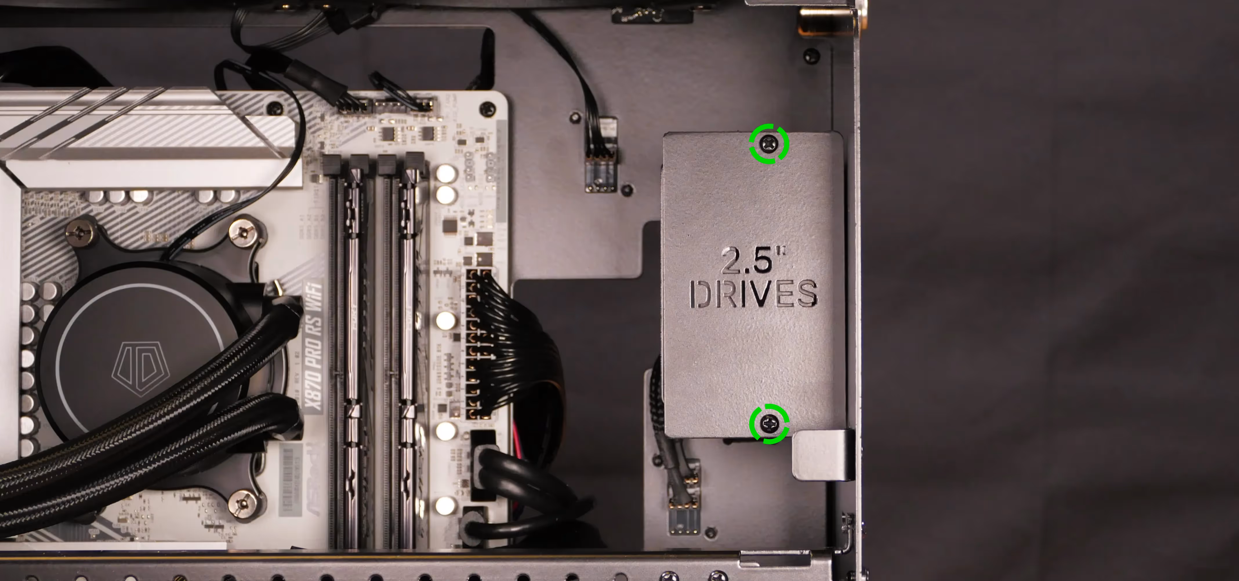 Additional 2.5" drive cage cover