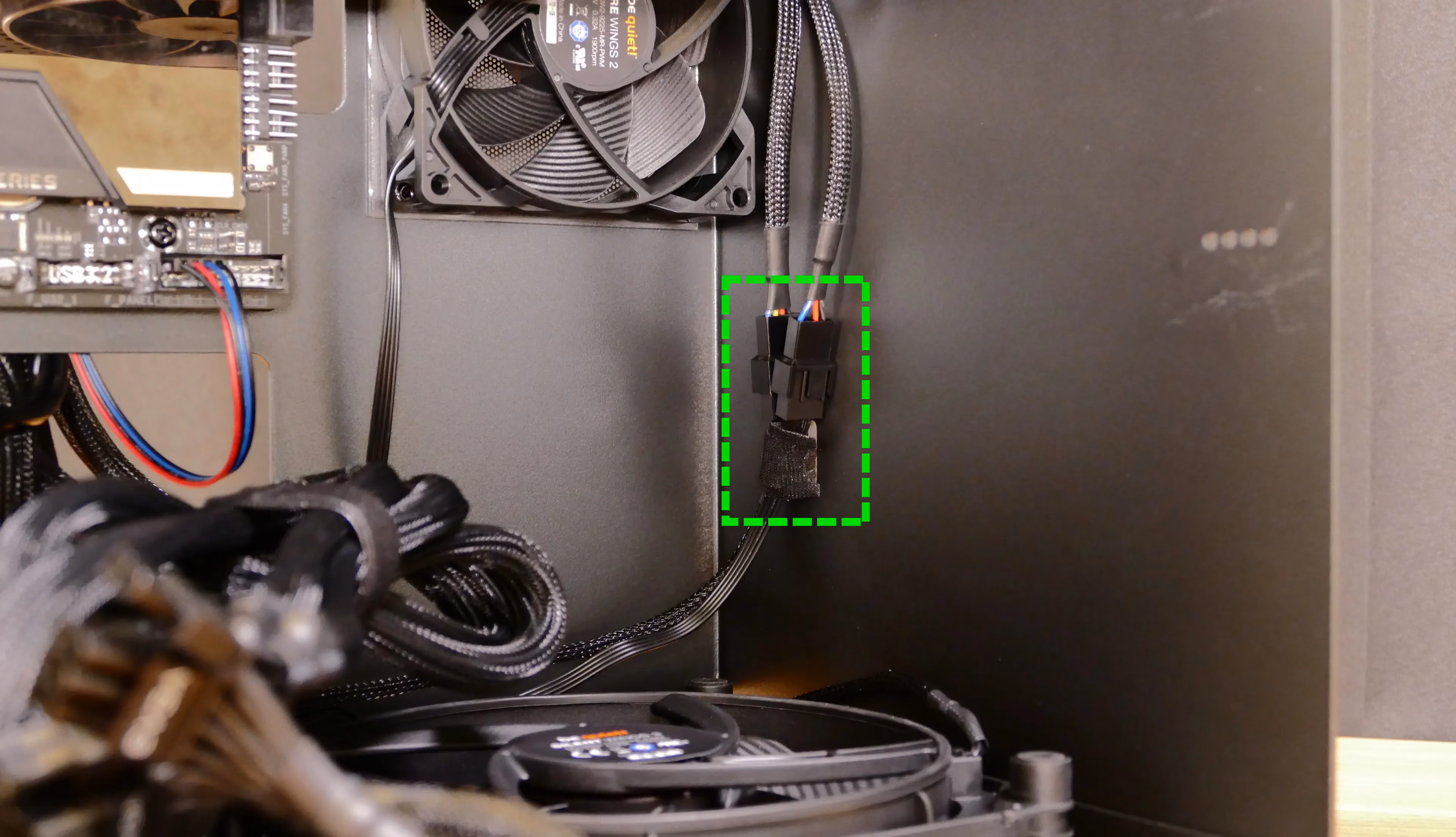 Chassis fan connectors