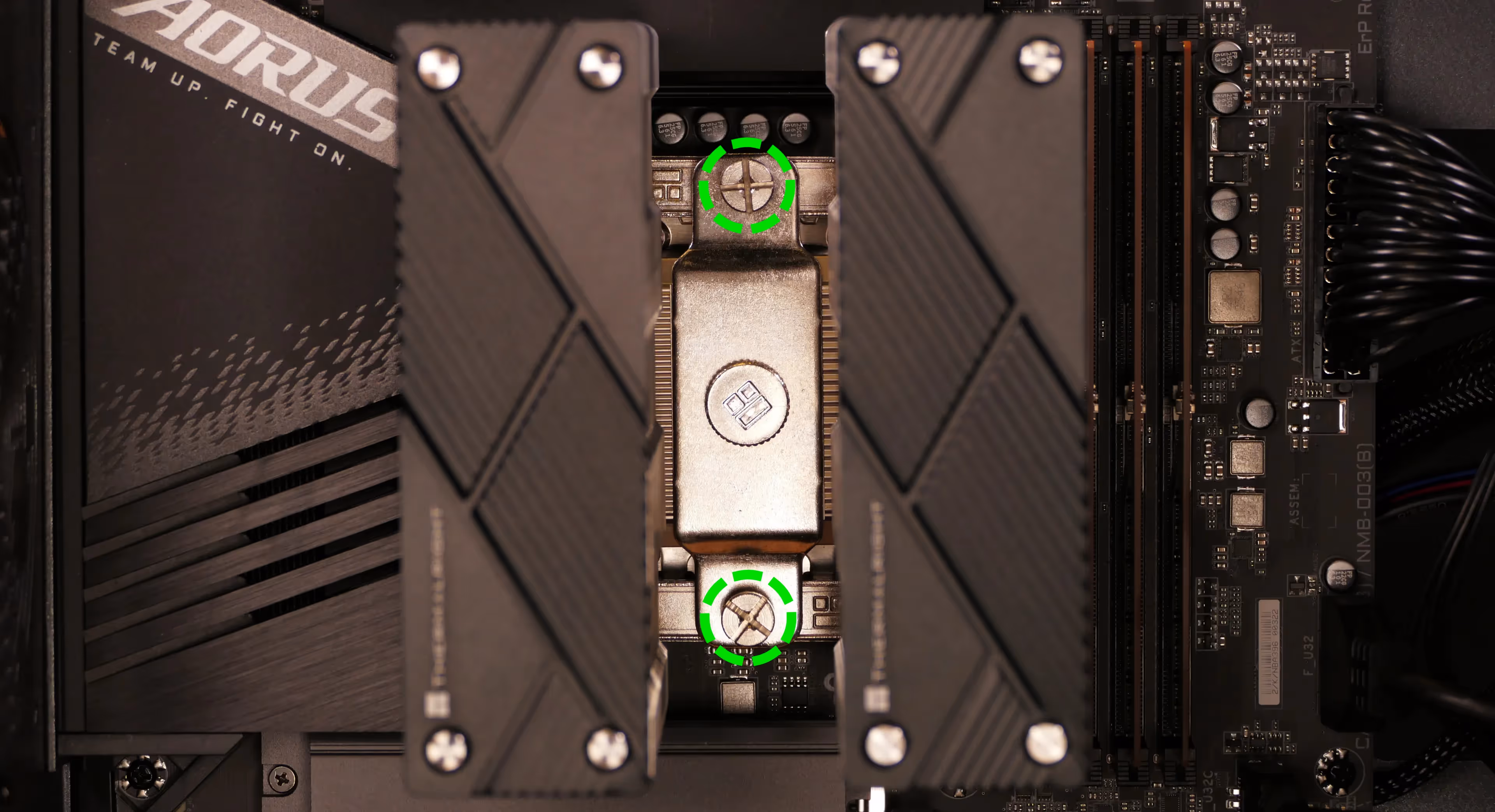 CPU cooler screws