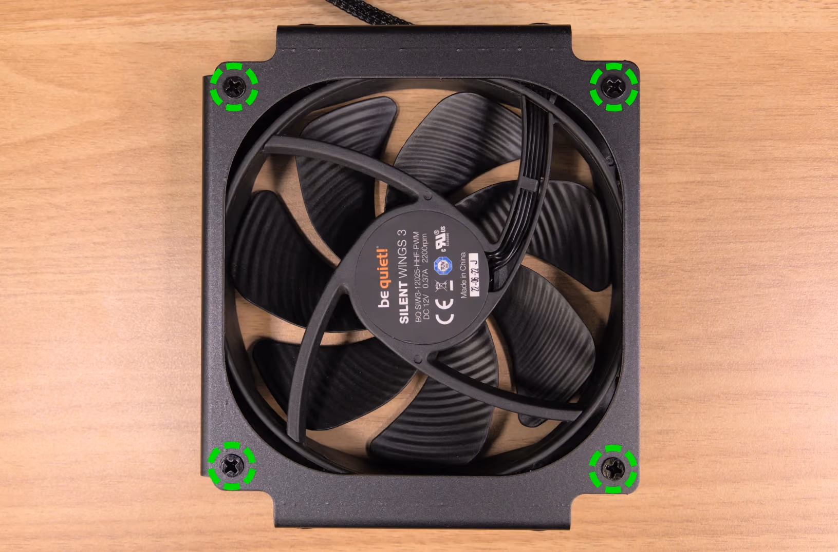 CPU duct fan screws
