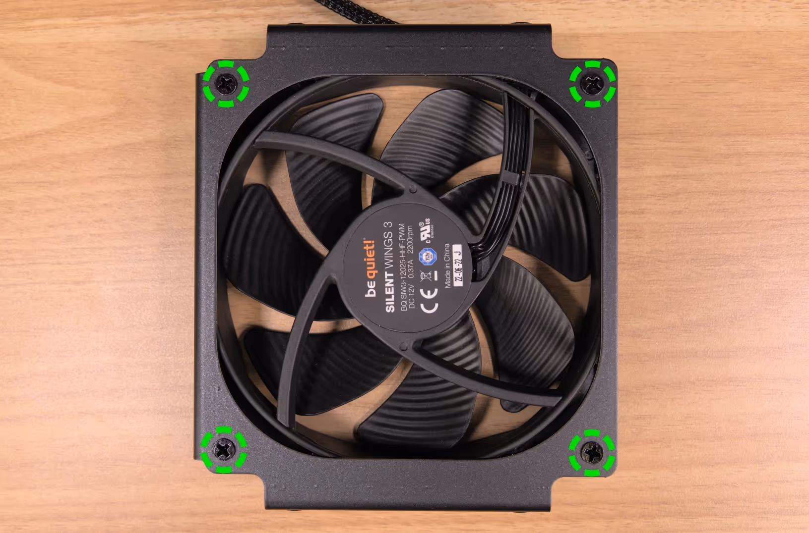 CPU duct fan screws
