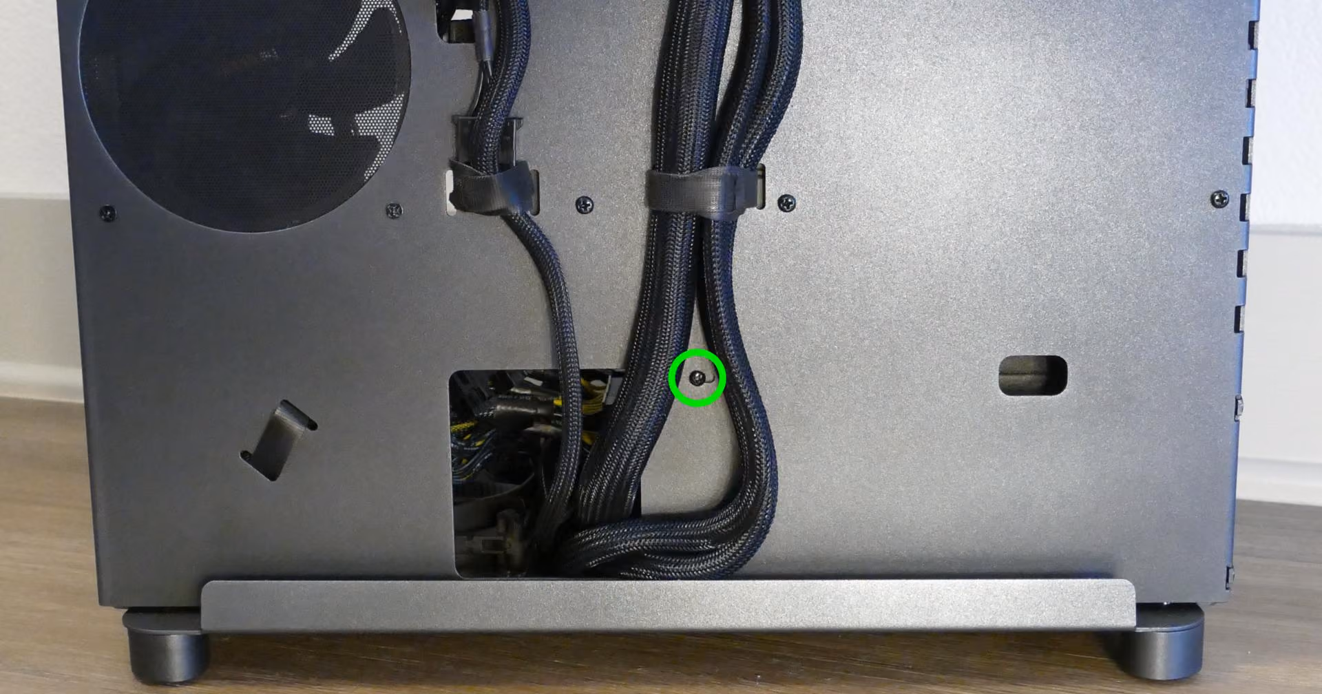 PSU bracket side screw