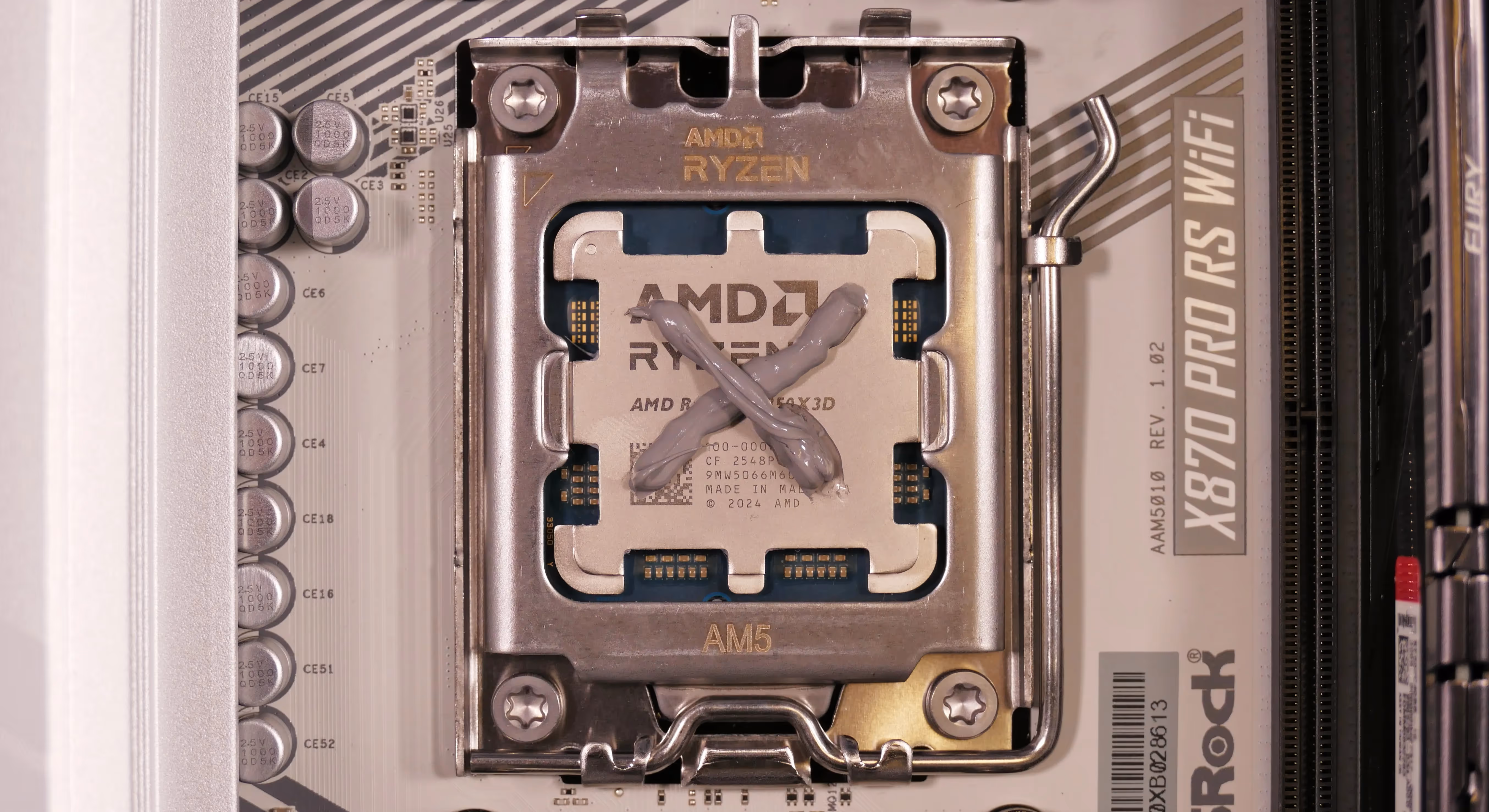 Thermal paste application