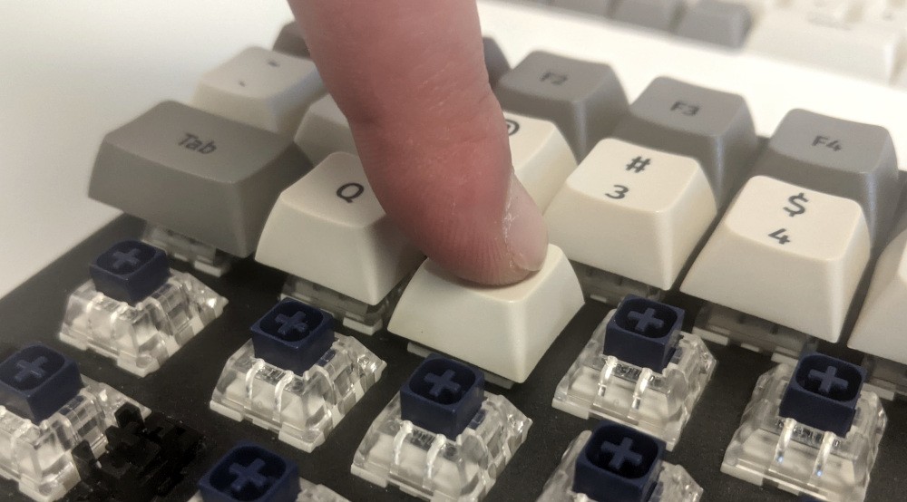 Installing a keycap
