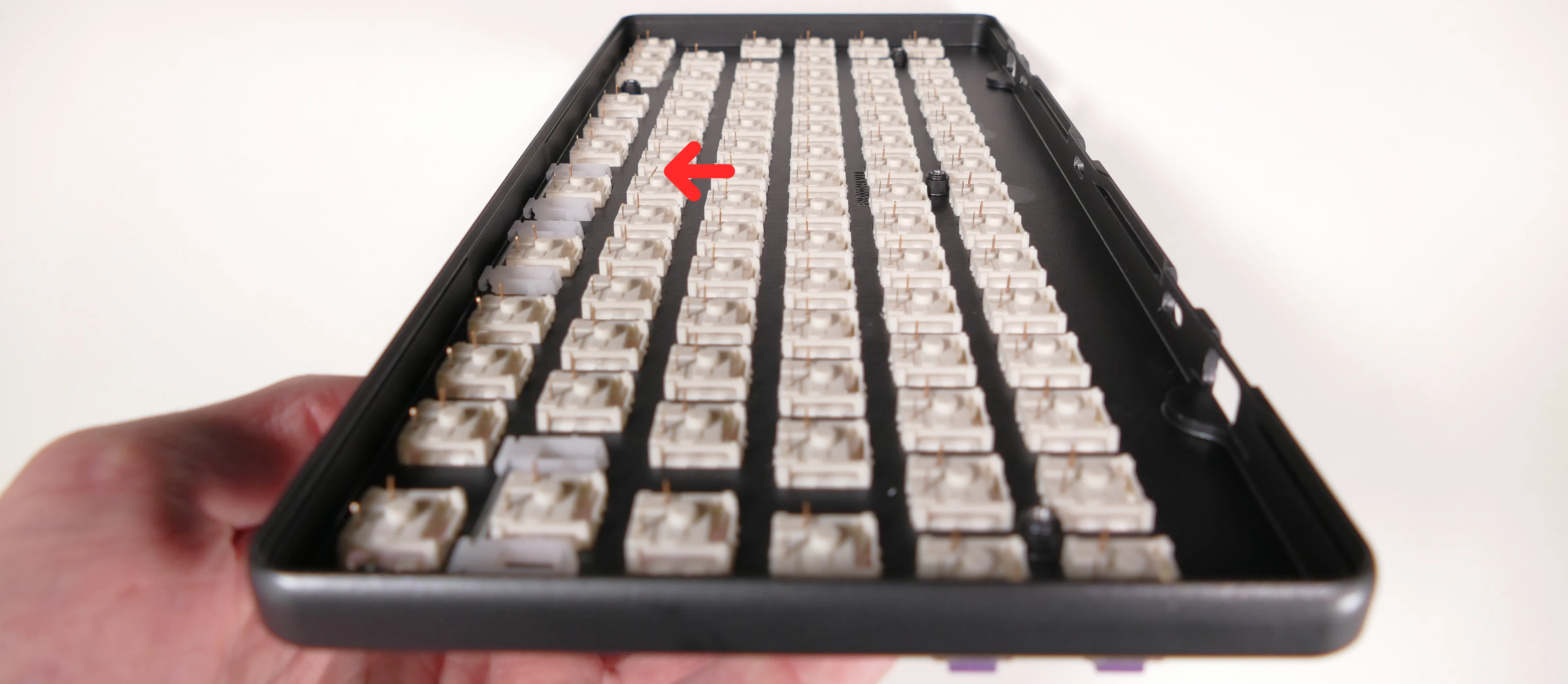 Switch pins in chassis (with a bent pin)