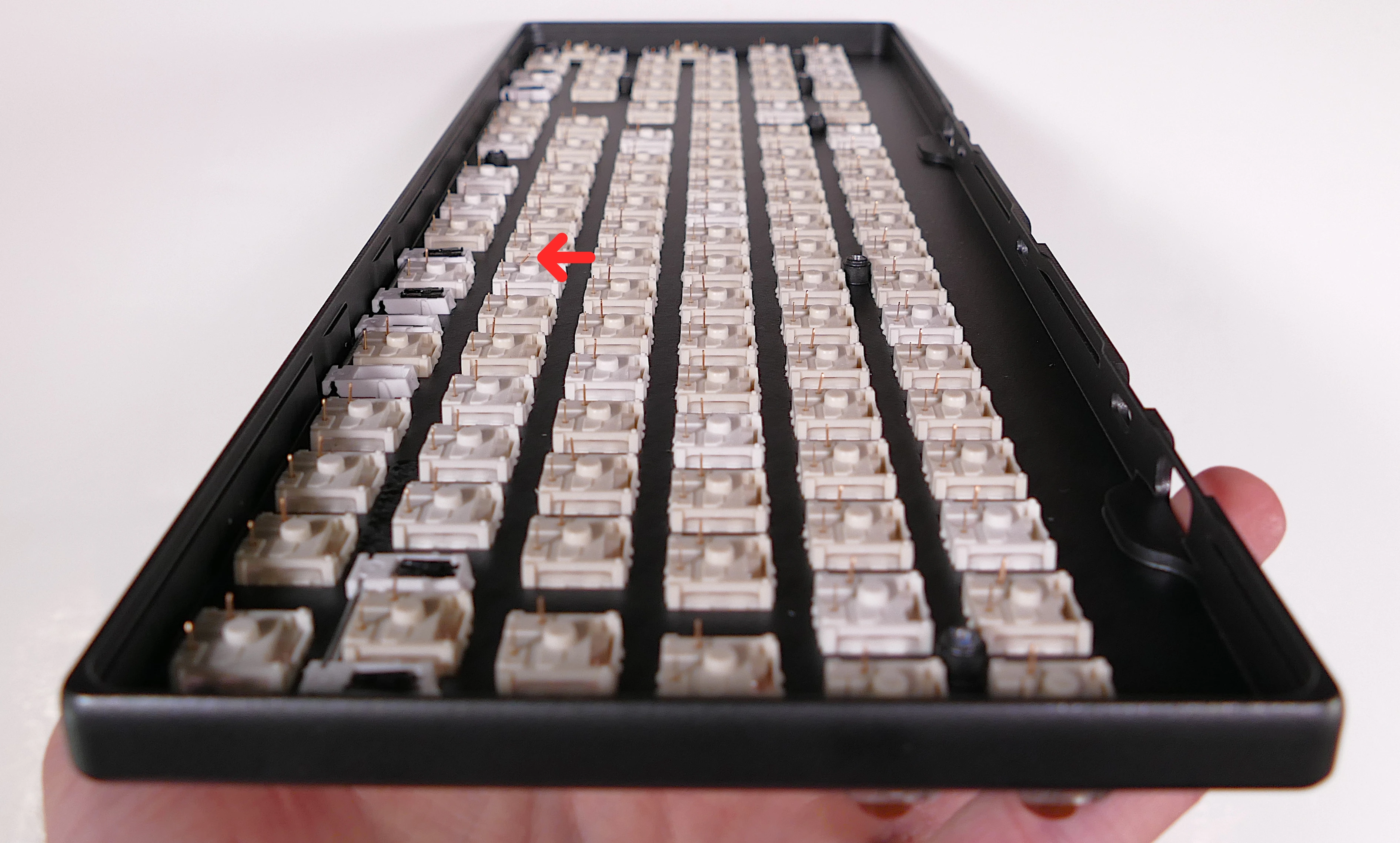 Switch pins in chassis (with a bent pin)