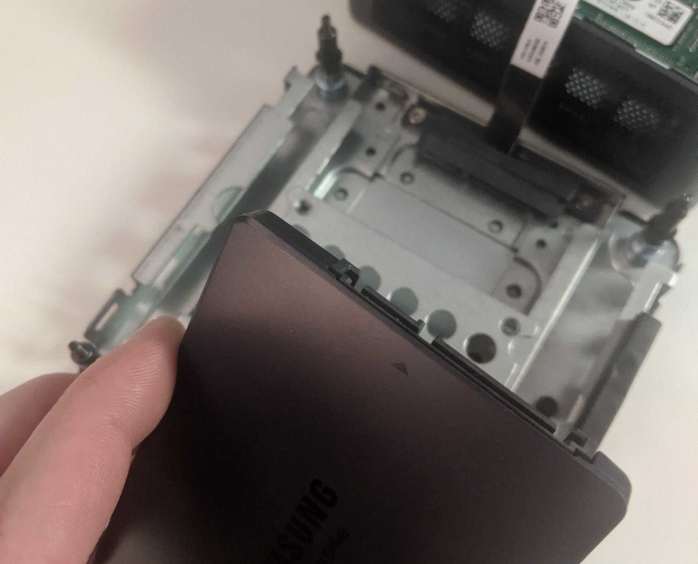 2.5“ drive connector