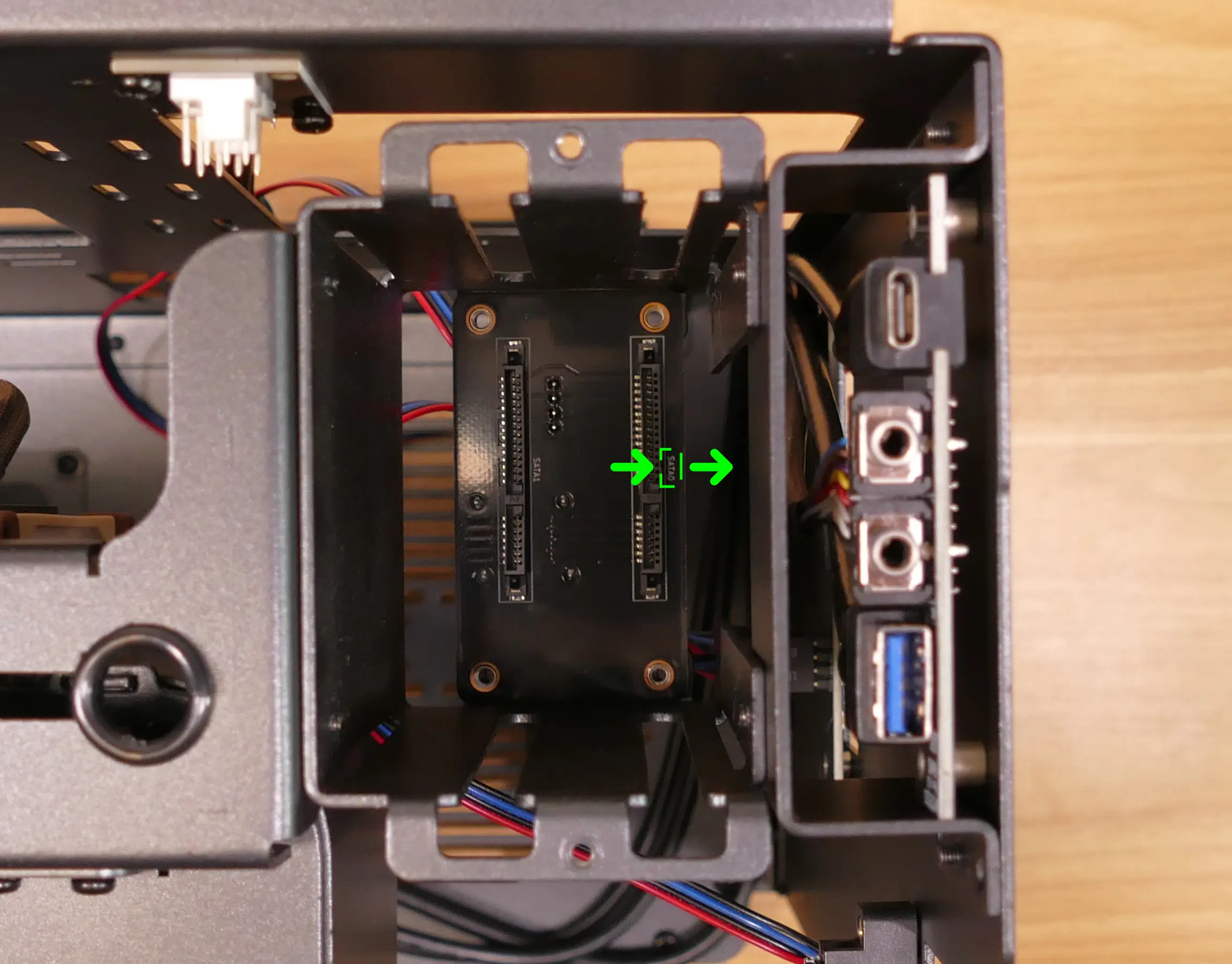 SATA Backplane, Unscrewed