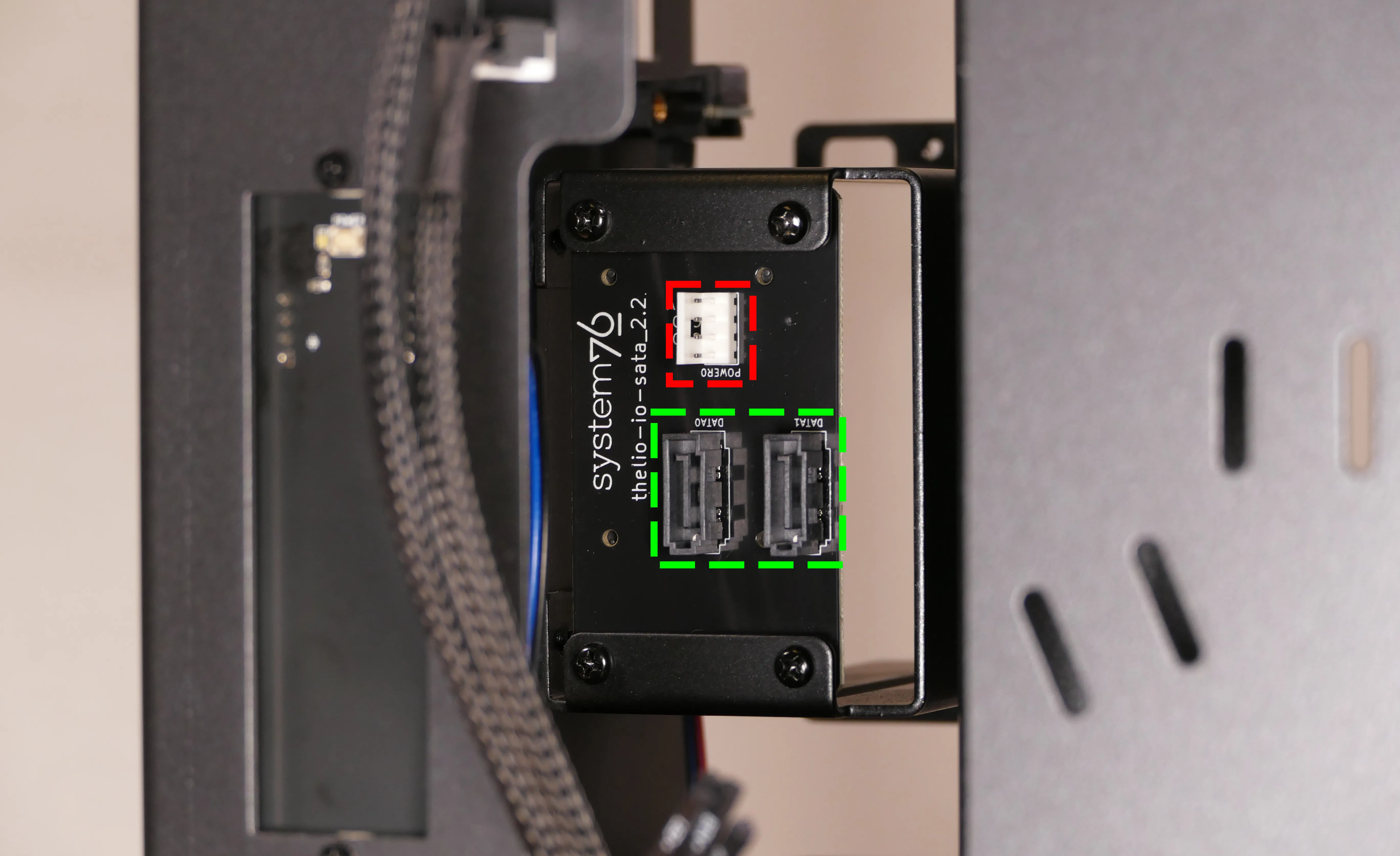 2.5“ SATA backplane headers