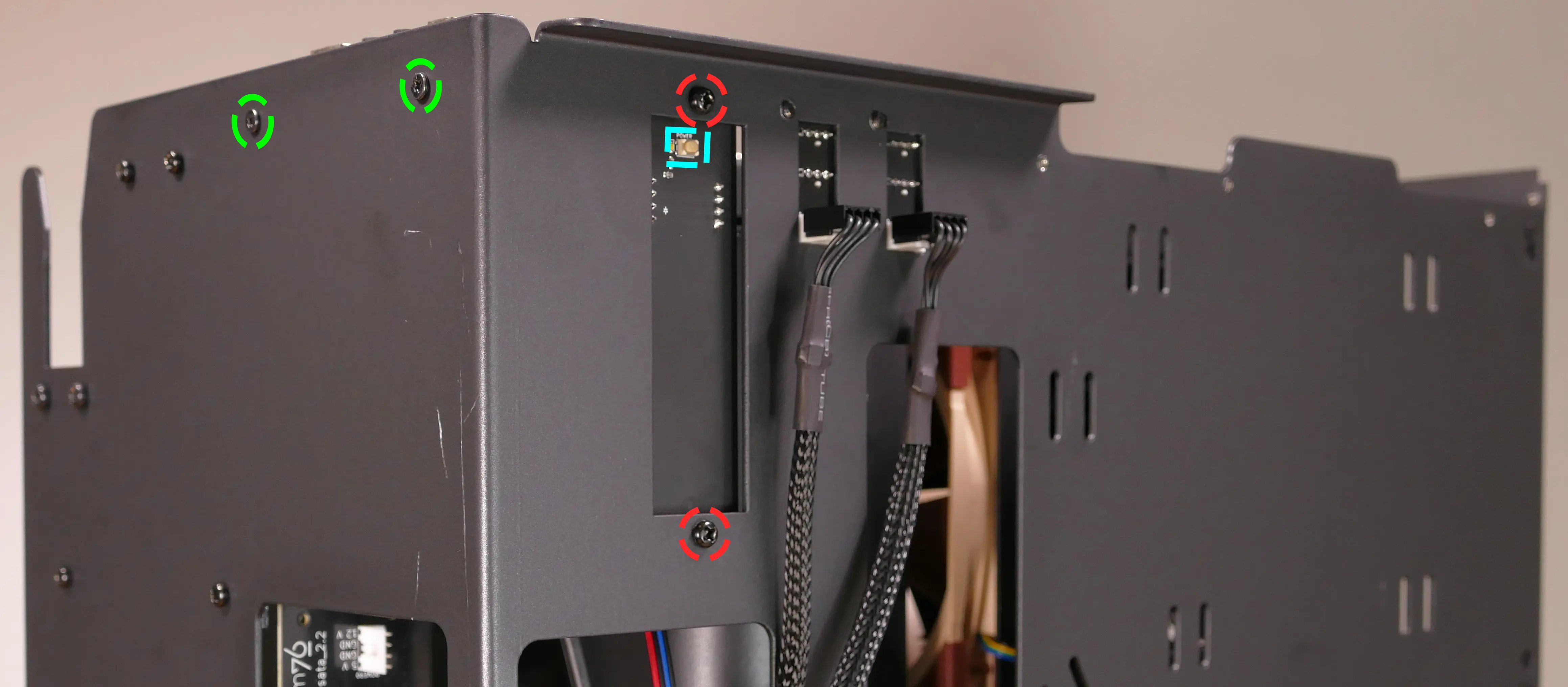 Front daughterboard screws