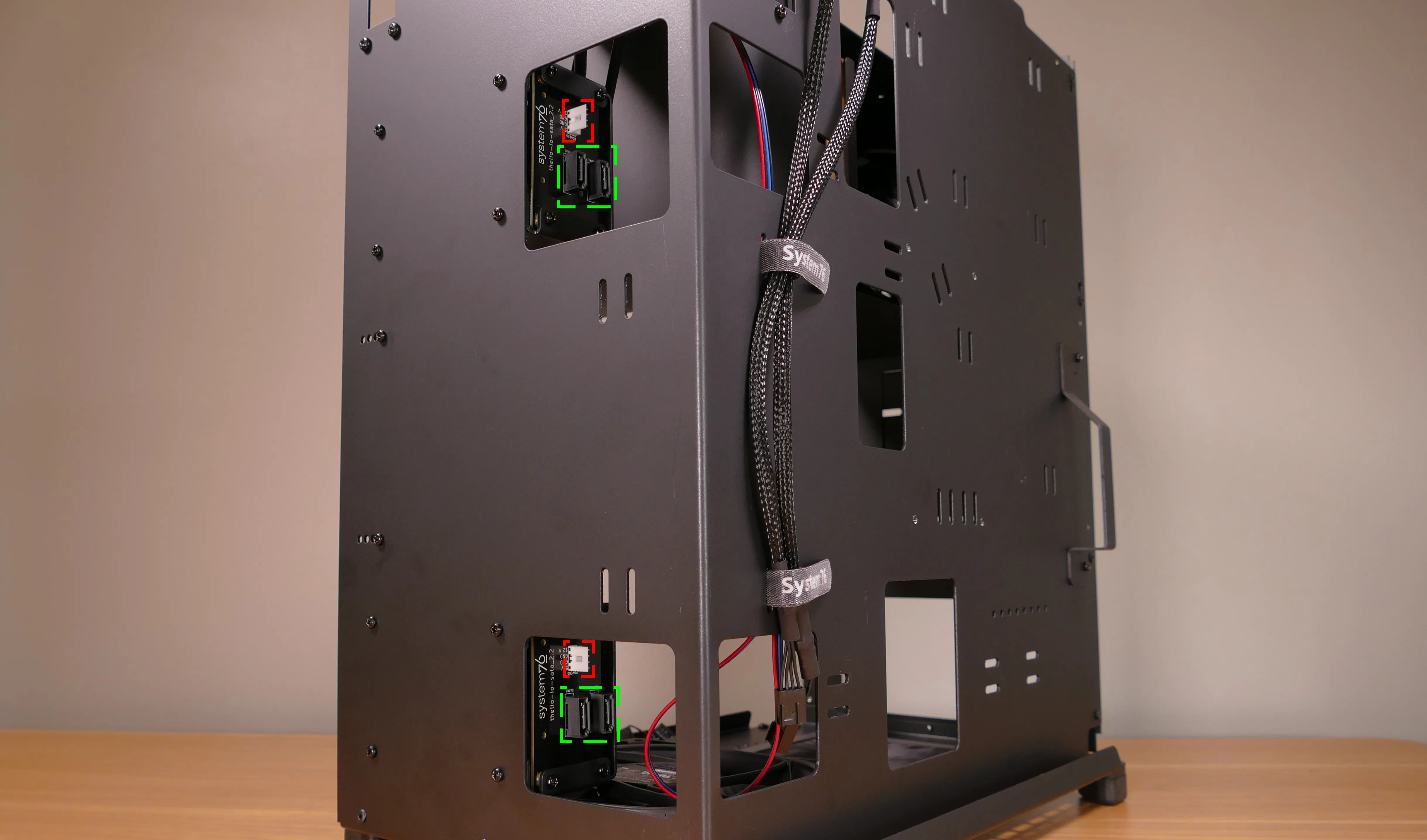 2.5“ SATA backplane headers