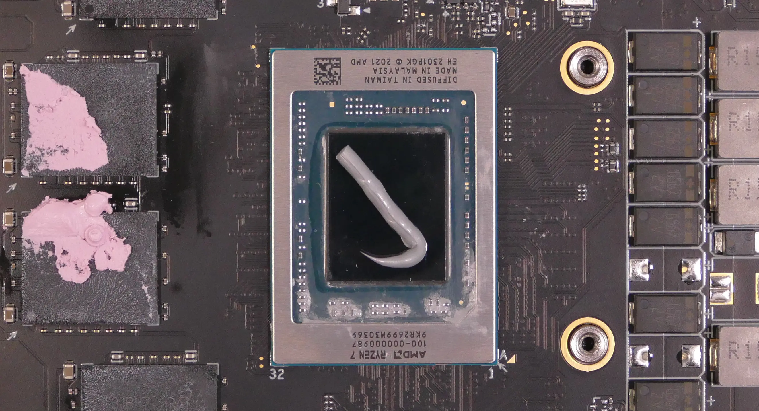 Thermal paste application