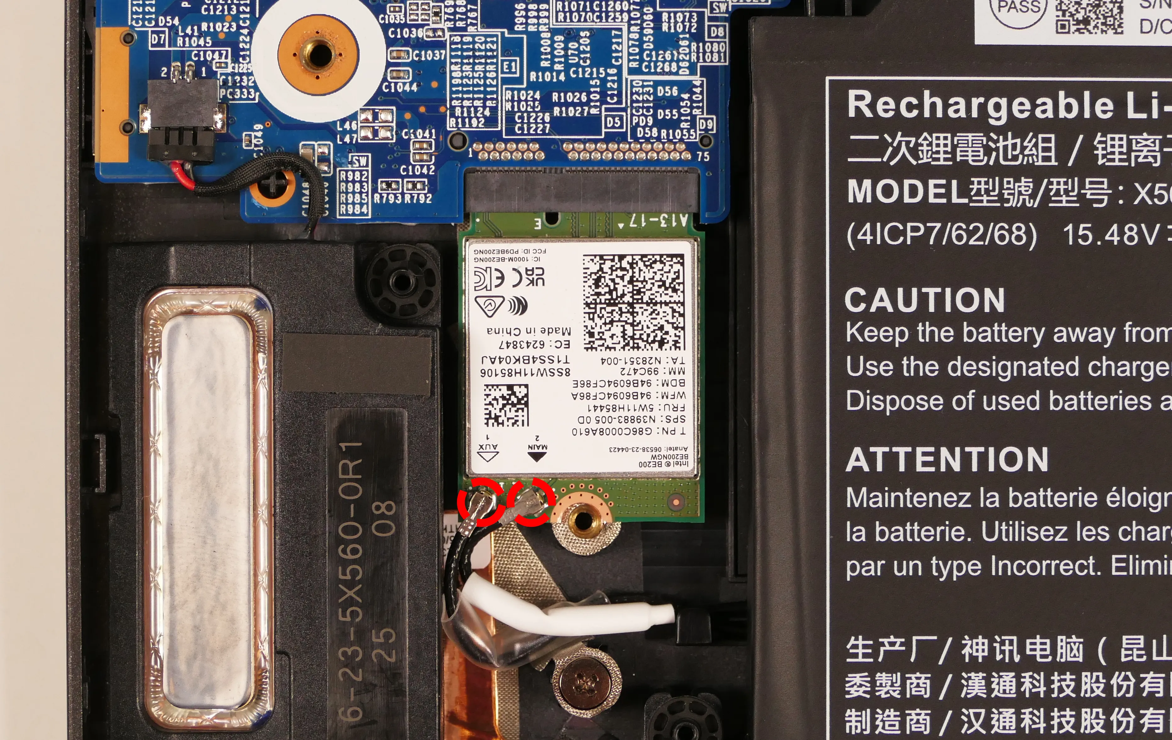 Wireless card antennas