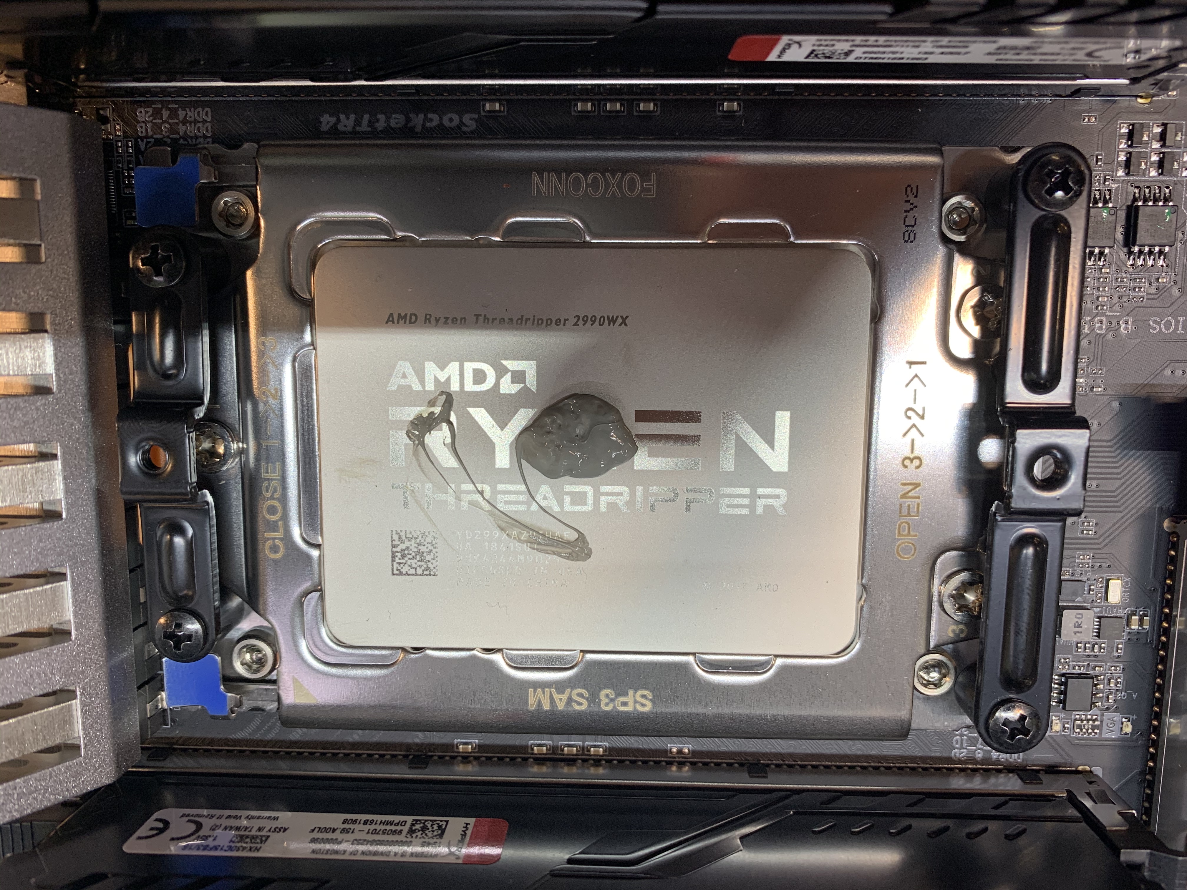 Reapplied thermal paste on the core