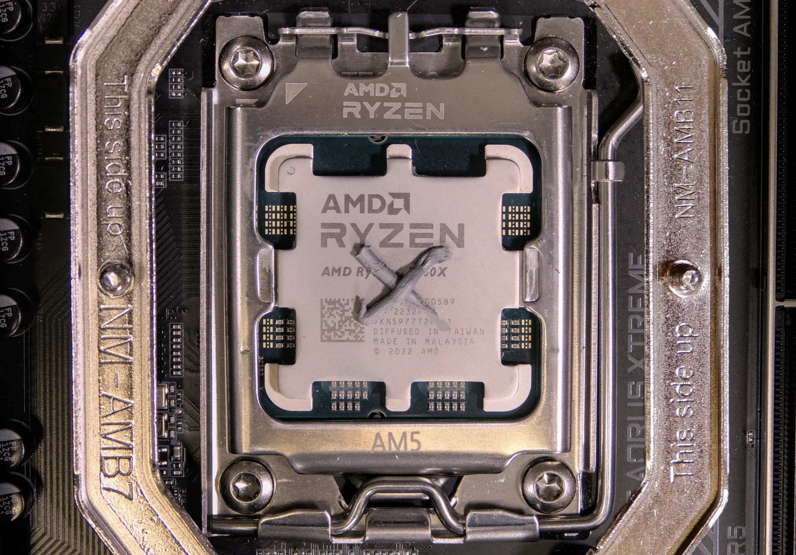 Thermal paste application