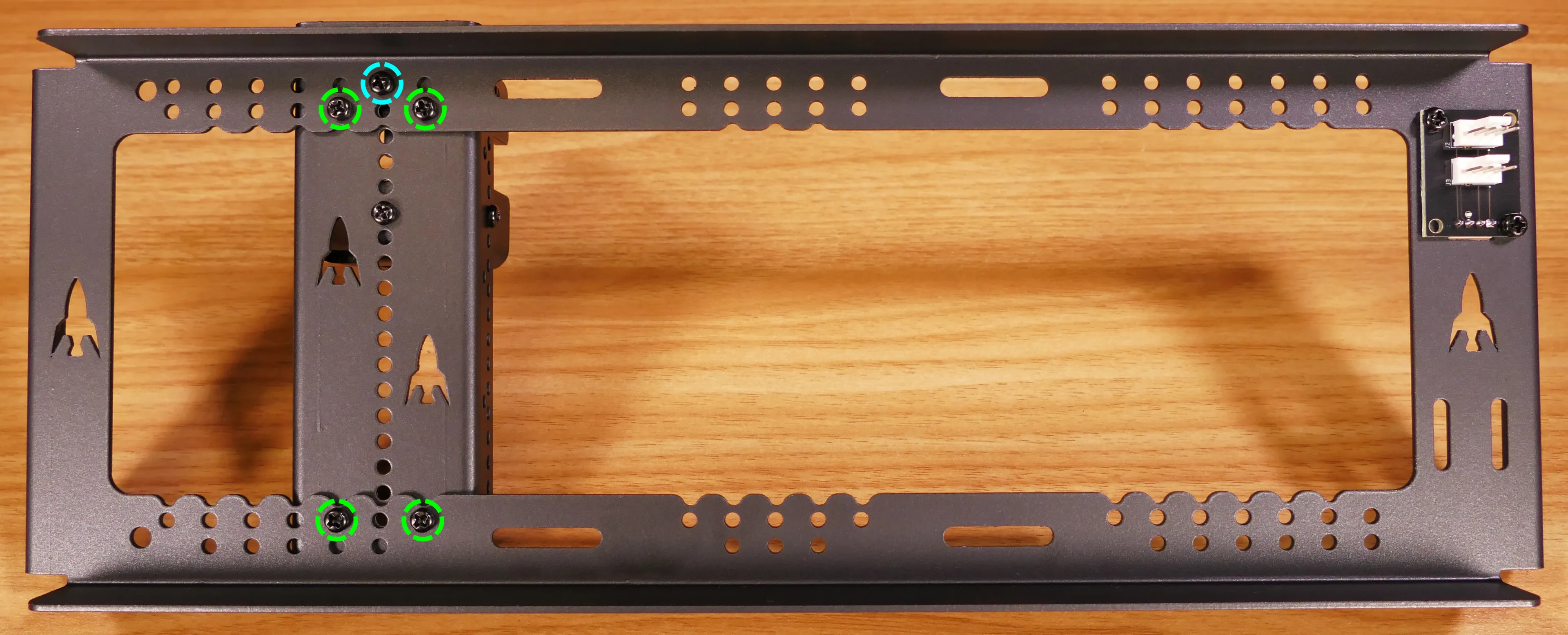 GPU brace finger screws, back