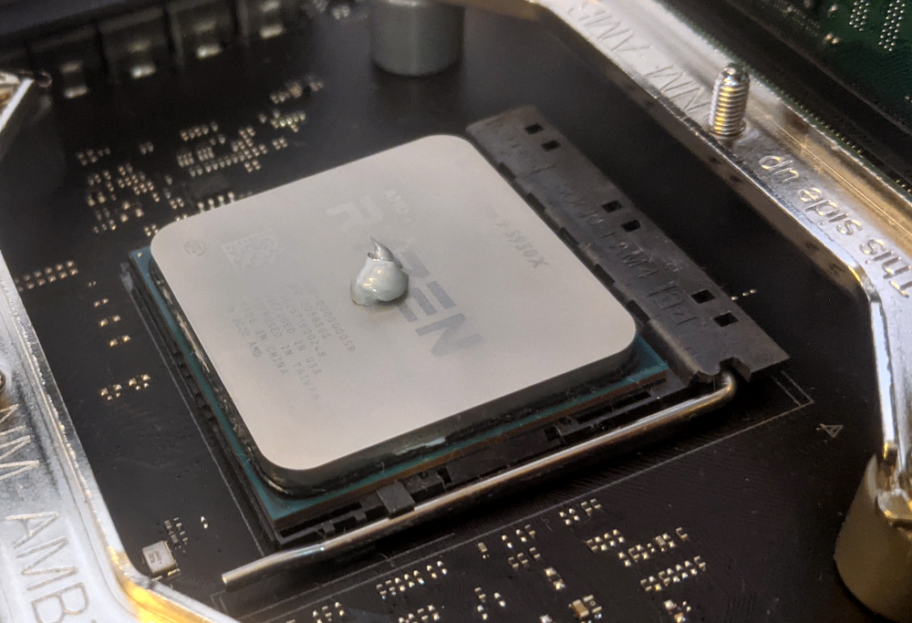 Thermal paste application