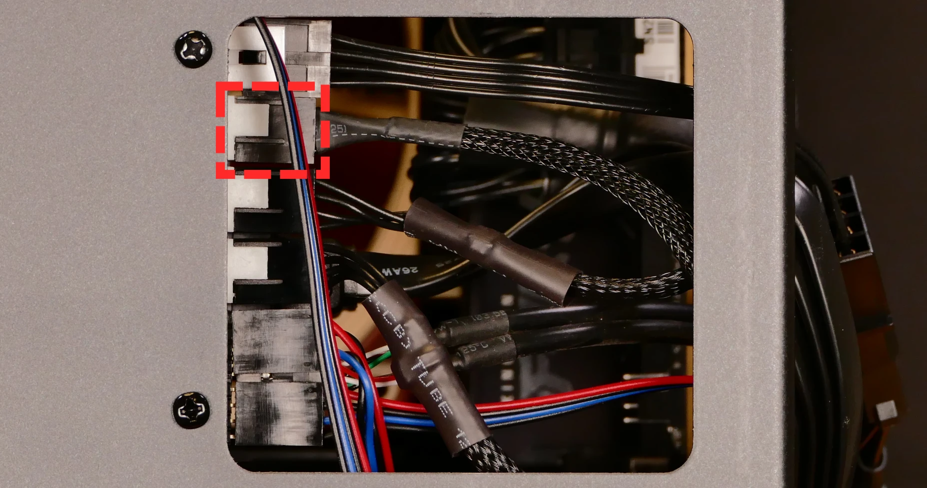 Bottom case fan connector