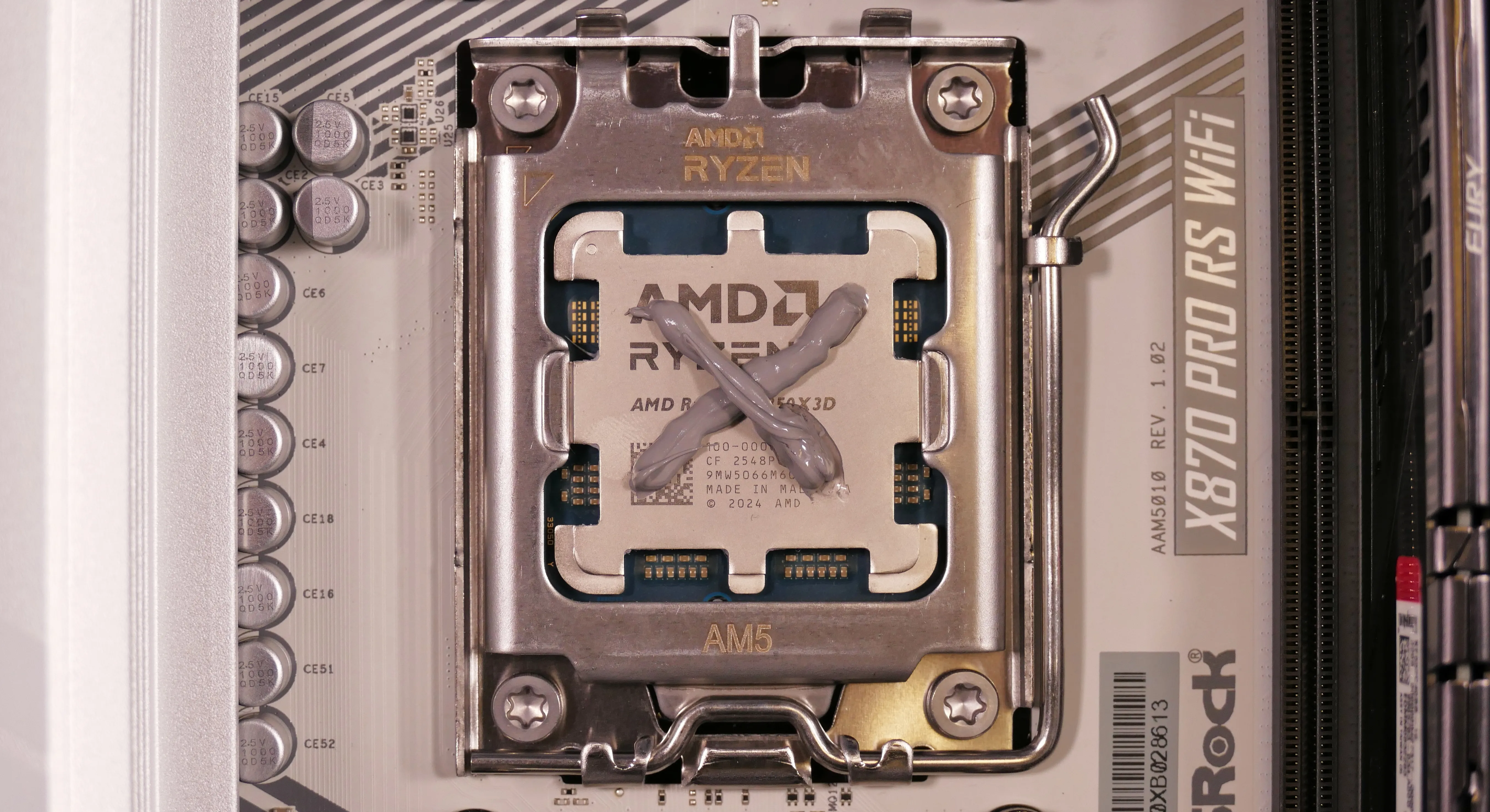 Thermal paste application