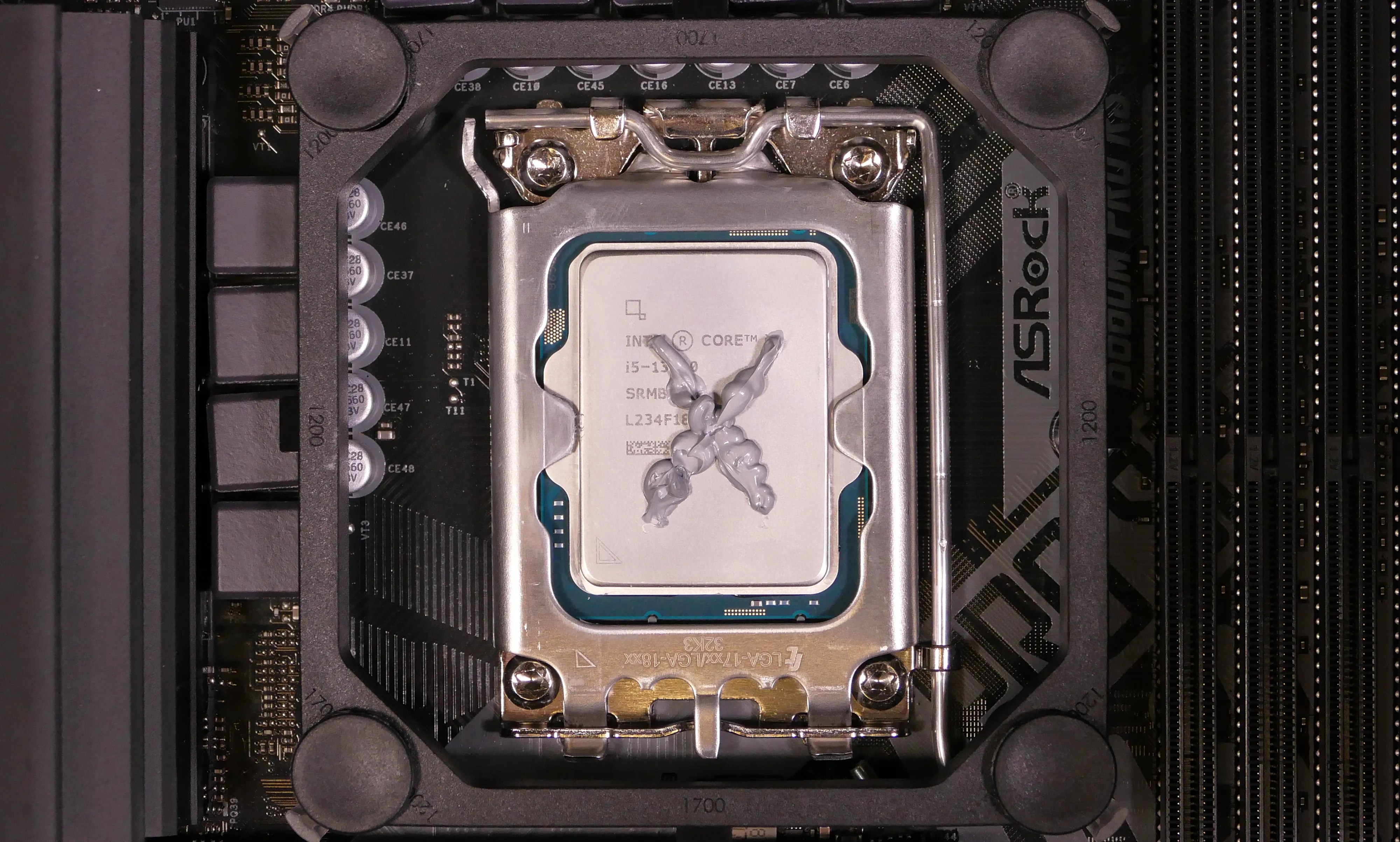 Thermal paste application